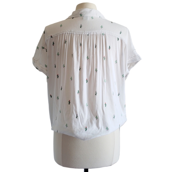 White Cactus Print Short Sleeve Tie Front Button Down Shirt | Size XL - Picture 8 of 10